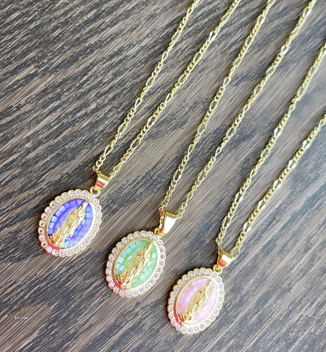 Virgencita oval Necklace
