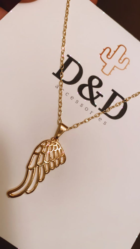 Wing Necklace ✨
