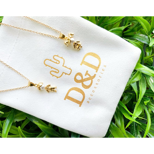 Boy/Girl Pearl Necklace