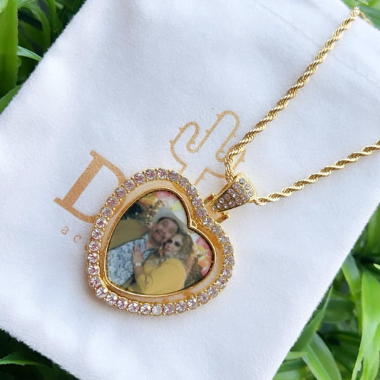 Heart rhinestone two image necklace