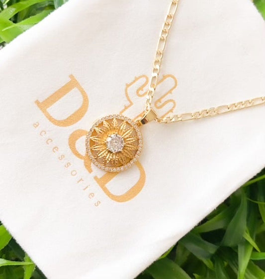 Sunflower round necklace