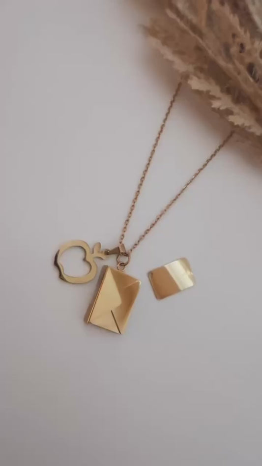 Personalized Itzel Necklace