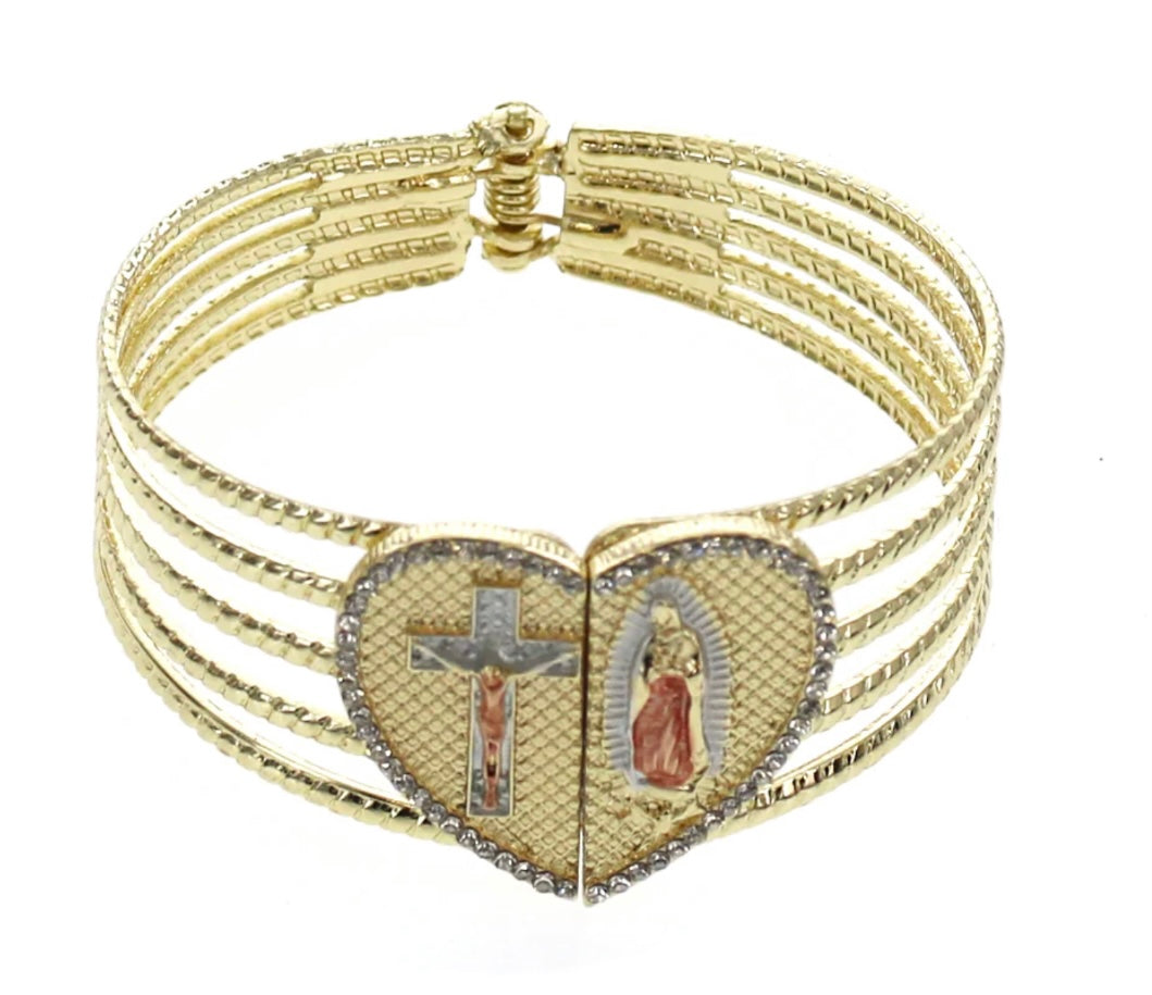 Fe Heart Bangle